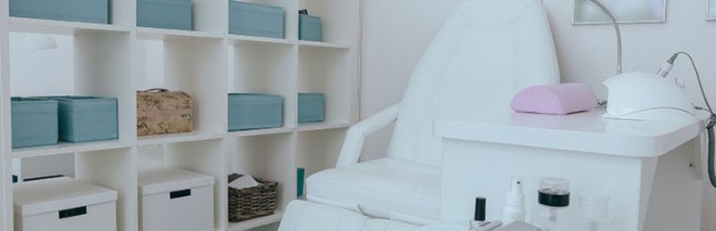 Cat fauteuil soin esthétique.jpg
